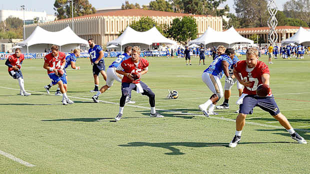 hard-knocks-los-angeles-rams-jared-goff-case-keenum.jpg